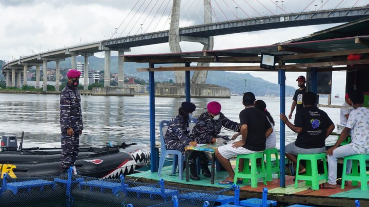 Kini, Nelayan Budidaya Jadi Sasaran Vaksinasi TNI AL