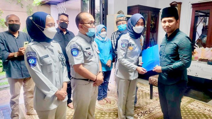 Dewi Aryani Suzana: Kurang dari 24 Jam, Jasa Raharja Serahkan Santunan Kepada Ahli Waris Korban Kecelakaan di Tol Pemalang-Batang