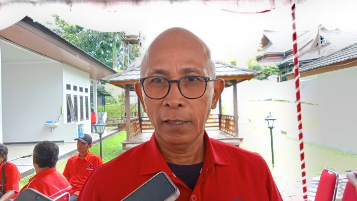 Peringati hari Lahir Pancasila, DPD PDIP Maluku Serahkan 500 Paket Bantuan Sembako