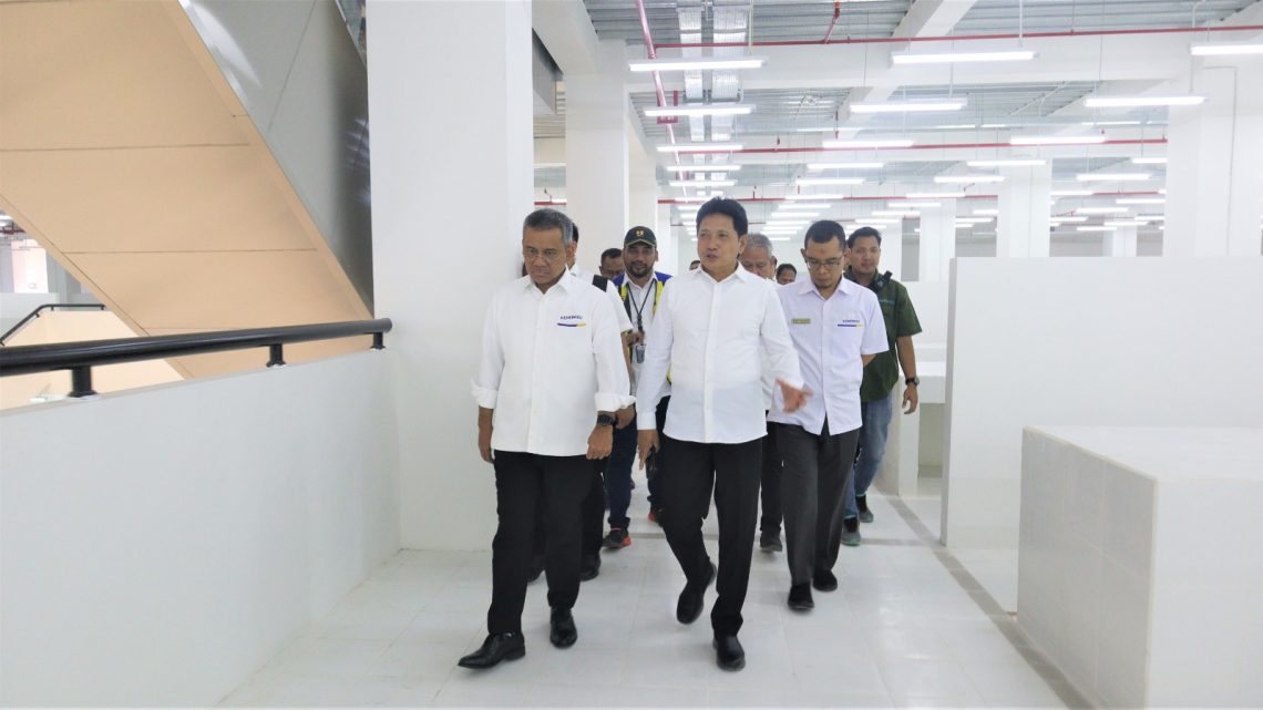 Wakil Menteri Keuangan Tinjau Hasil Pembangunan Pasar Mardika