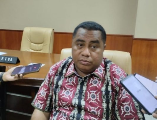 Watubun : Pansus DPRD Maluku Masih Bahas Ranperda RTRW