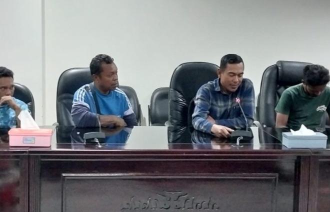 Sejumlah ABK KMP Lelemuku Curhat ke Komisi III DPRD Maluku