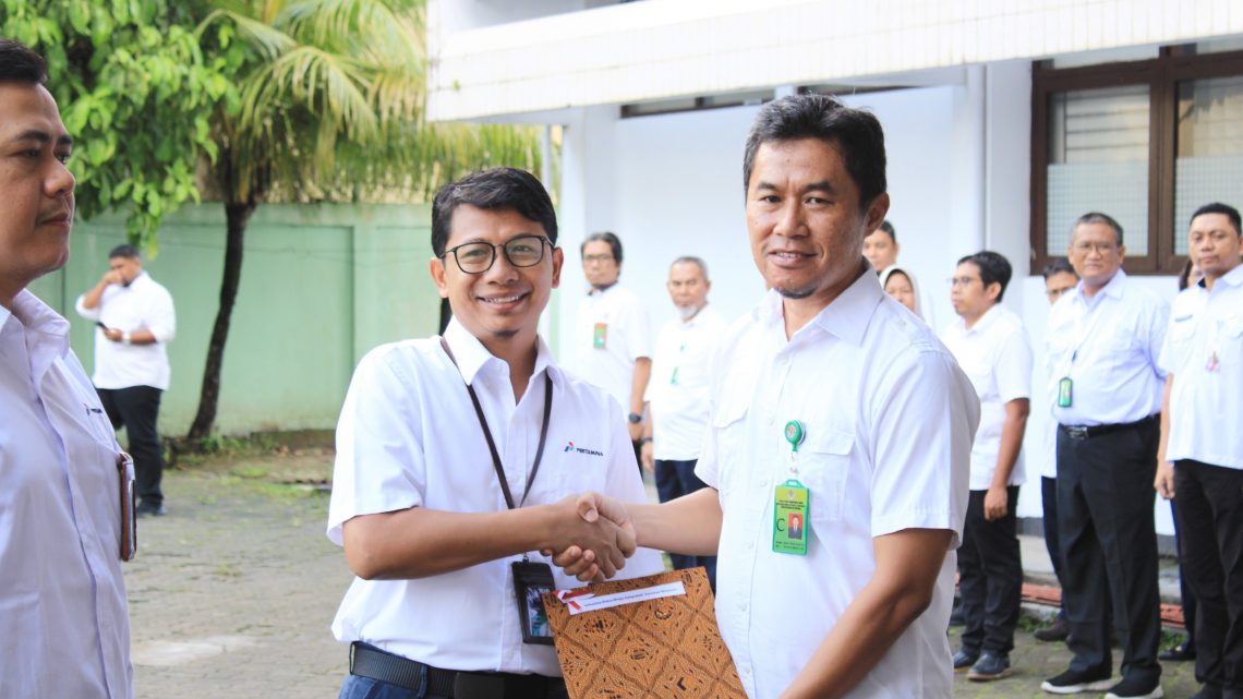 IT Wayame Raih Proper Hijau “Peduli Lingkungan” dari DLH Provinsi Maluku