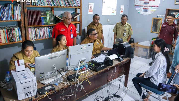 Disdukcapil Jemput Bola, Ririmasse : Negara Hadir Untuk Rakyat
