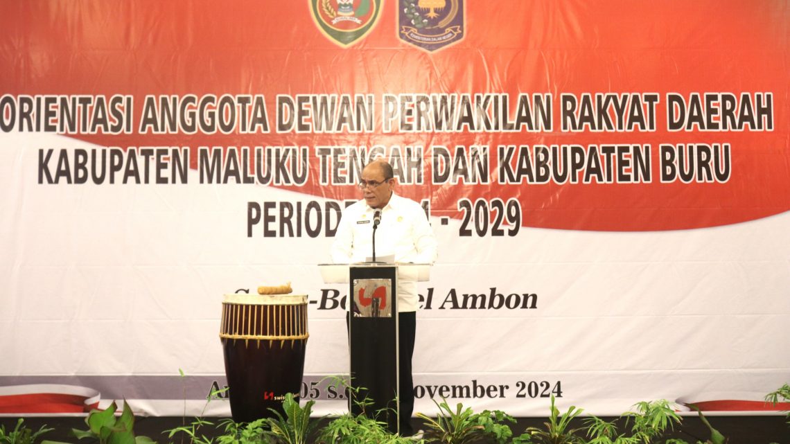 PJ Sekda Maluku Buka Orientasi Aleg Dua Kabupaten