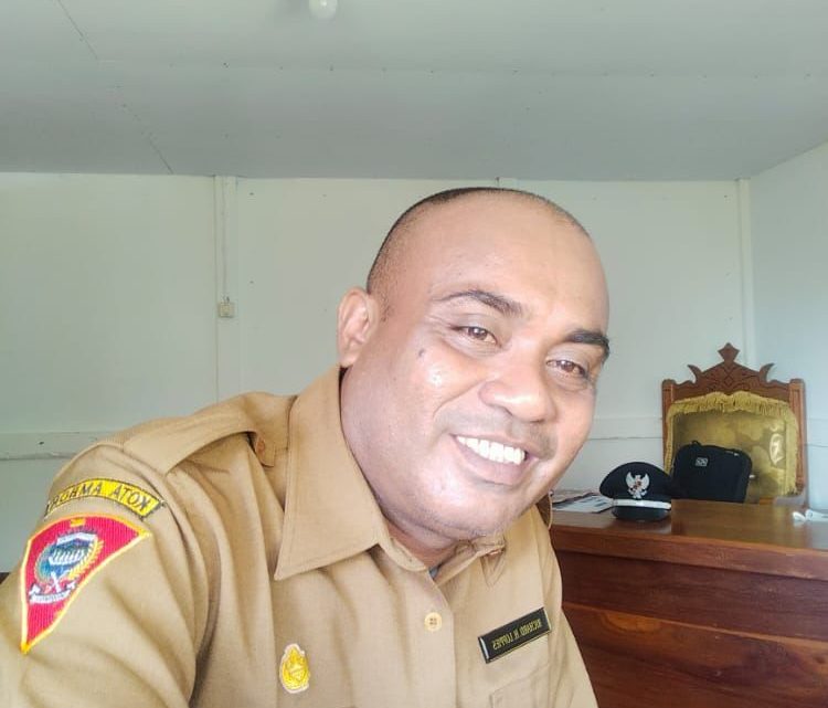 Upu Latu Negeri Hatalae Hadiri Upacara Kemerdekaan RI
