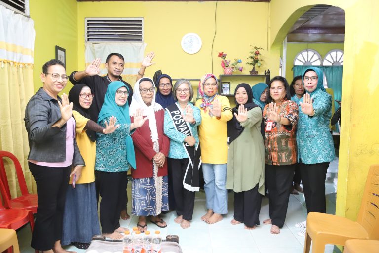 Pj Ketua Tim Penggerak PKK kota Ambon Sambangi Posyandu Nurul Ikhlas