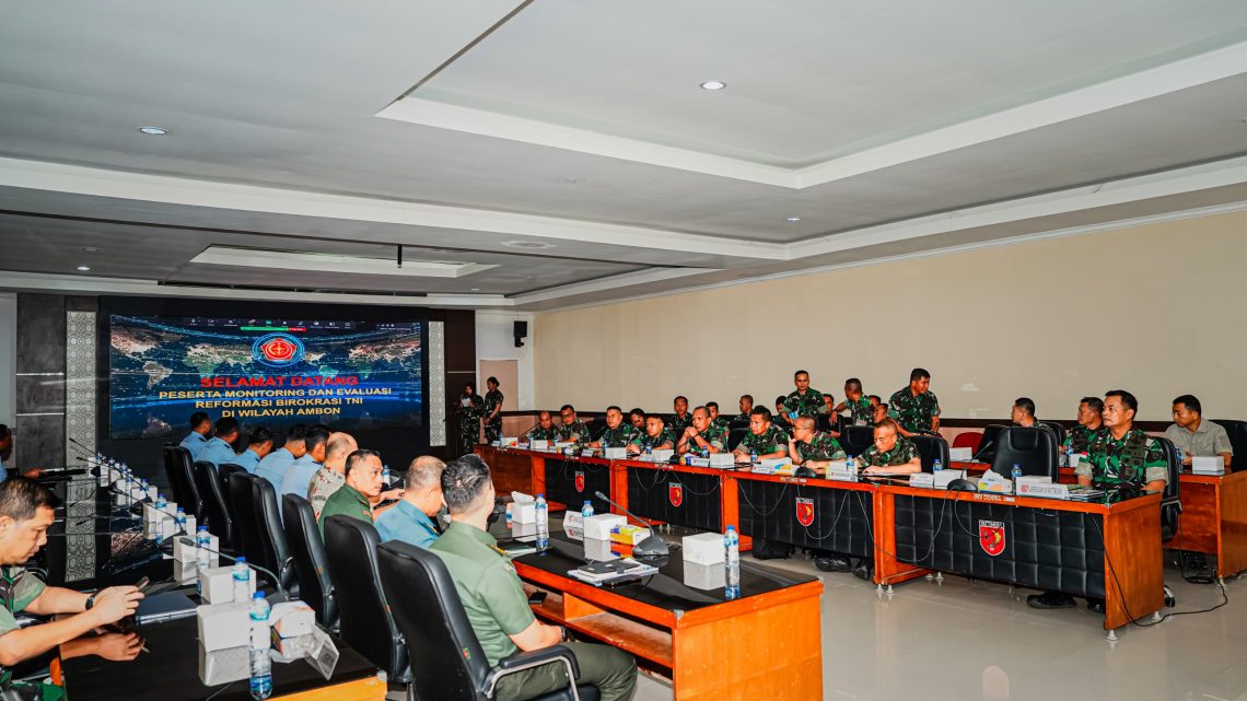 Kasdam XV/Pattimura Pimpin Pembukaan Monitoring dan Evaluasi Reformasi Birokrasi