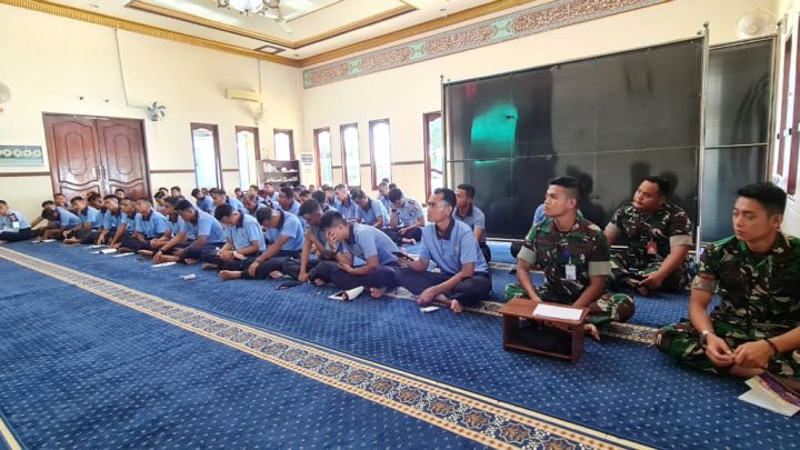 Selama Ramadhan, Personel Lanud Pattimura Ikuti Kegiatan Keagamaan