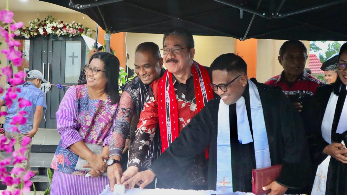 Gedung Gereja Efrata Makariki Diresmikan