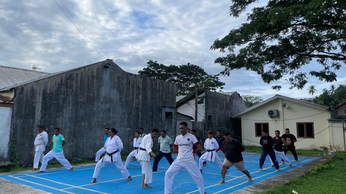 Tingkatkan Kualitas Layanan di Bandara Pattimura Ambon, Avsec Ikut Pelatihan Bela Diri 