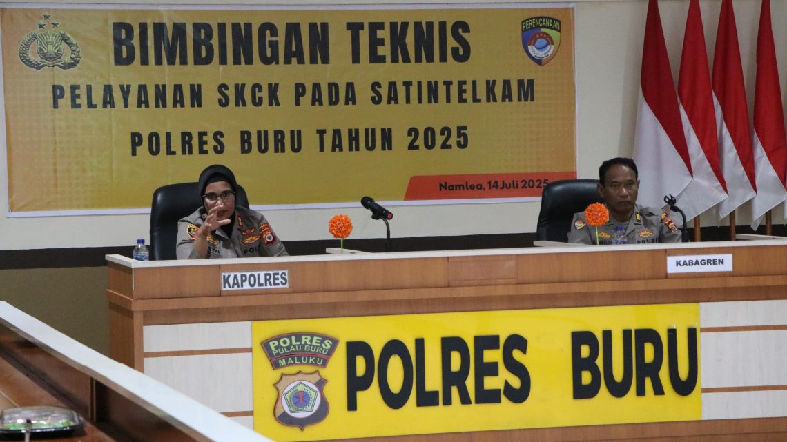 Kapolres Buru Buka Bimbingan Teknis Pelayanan Publik