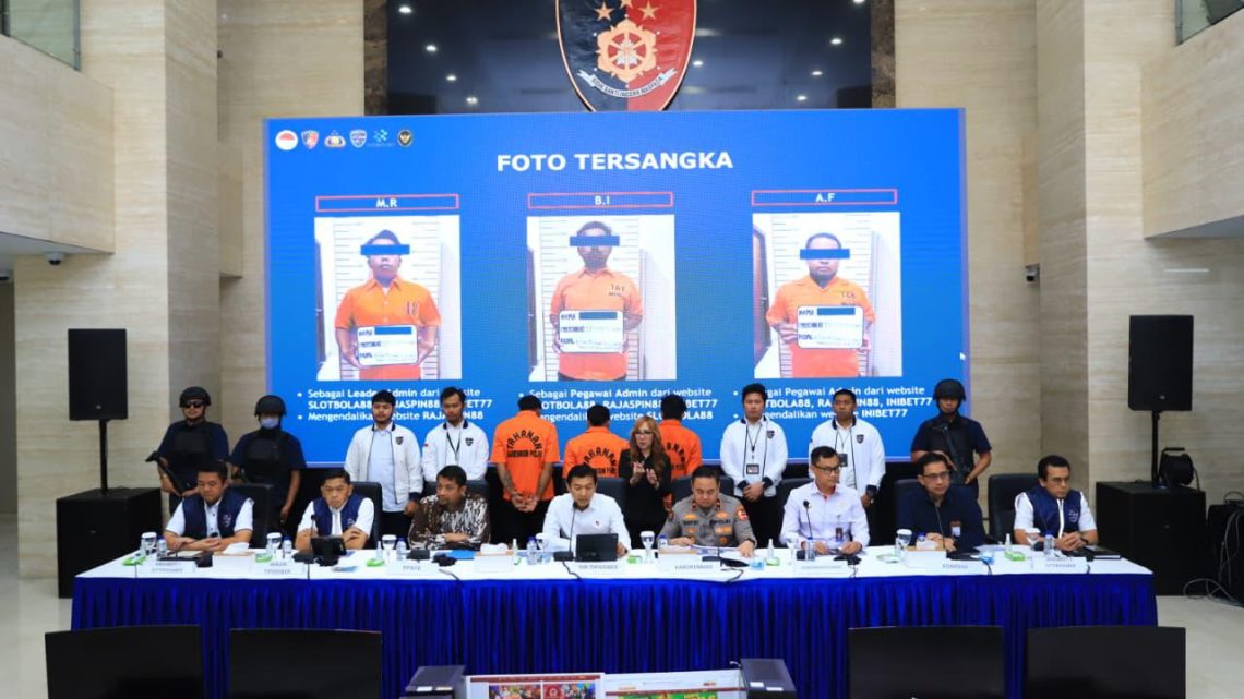 Sindikat Judi Online Jaringan Internasional Berhasil Diungkap, Polri Sita Rp16,4 Miliar dan Bekukan 76 Rekening