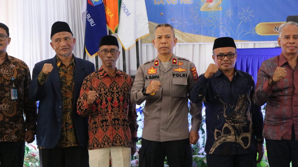 Waka Polres Buru Hadiri Milad ke-22 Universitas Iqra Buru