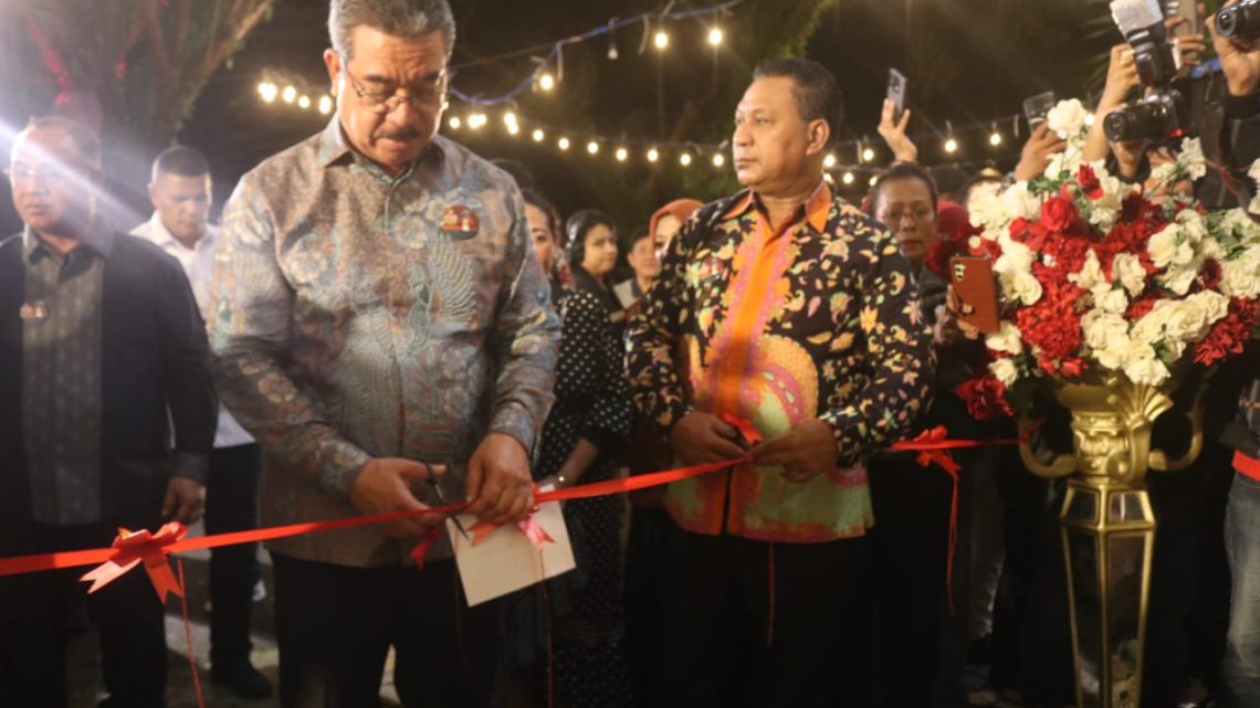 Gubernur Lewerissa Resmikan Kantor Baru KADIN Maluku