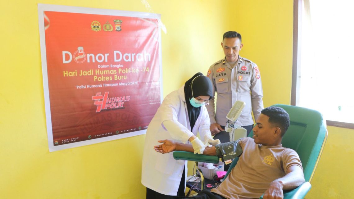 Polres Buru Gelar Donor Darah dalam Rangka Hari Jadi Humas Polri ke-74