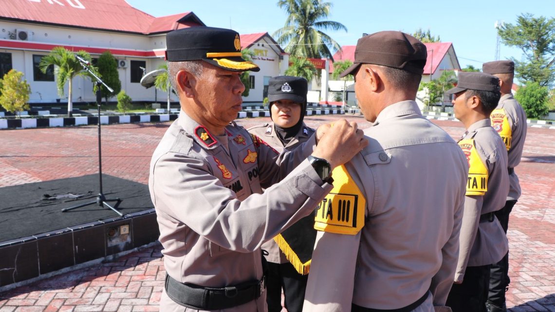 Polres Buru Gelar Launching dan Pengukuhan Pamapta SPKT