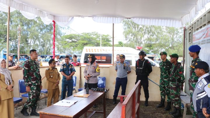 Kapolres Buru Bersama Forkopimda Tinjau Pos Pengamanan Nataru 2025-2026