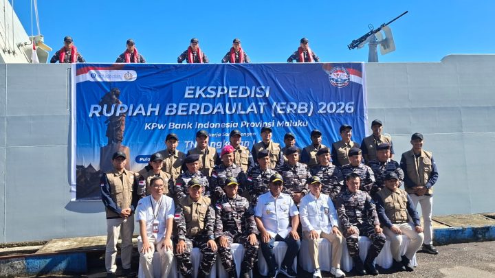 Jaga Simbol Negara, BI dan TNI AL Distribusikan Rupiah ke Jantung 3T Maluku