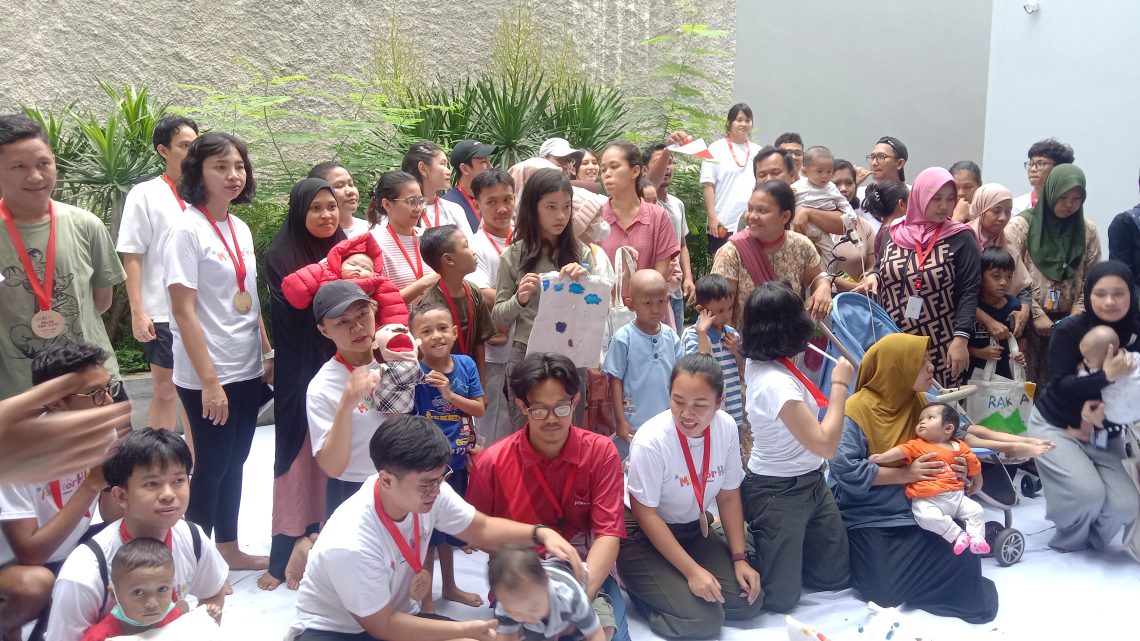 Komunitas Lari Jakarta Gelar Aksi Sosial di RMHC Kemanggisan, Bawa Semangat Berbagi dan Harapan Kesembuhan