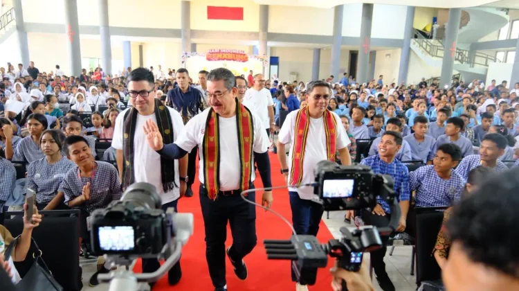 Gubernur Angkat Bicara Soal Upaya OJK Mengedukasi Masyarakat di Wilayah Terluar