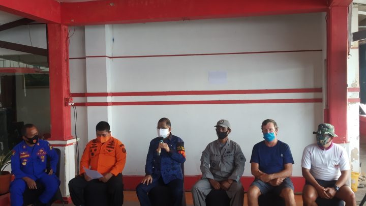 BASARNAS dan Tim Hentikan Pencairan WNA Hilang di Perairan Amahusu