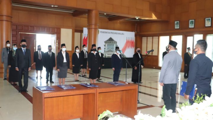 Gubernur Sampaikan 4  Point Penting Pada Pelantikan Pejabat Administrator dan Pengawas