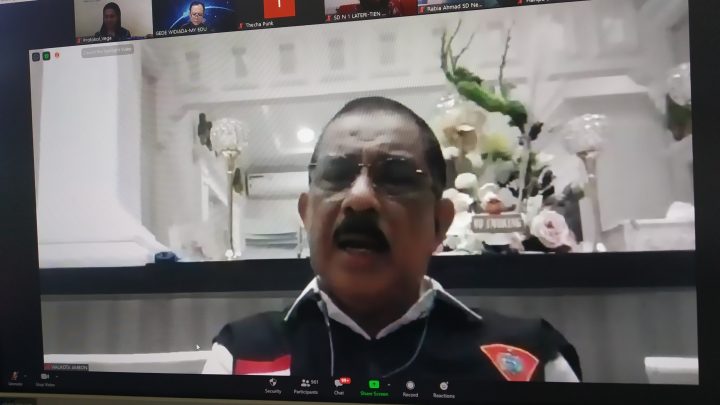 Guru dan Kepsek Tingkat SD Hadiri Webinar PJJ