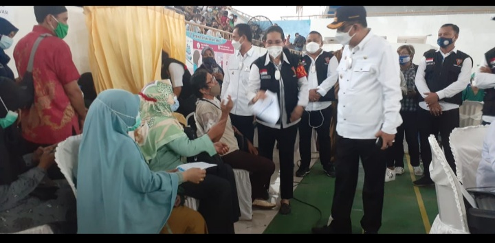 Ribuan Guru SMP/MTs di kota Ambon Divaksin Massal