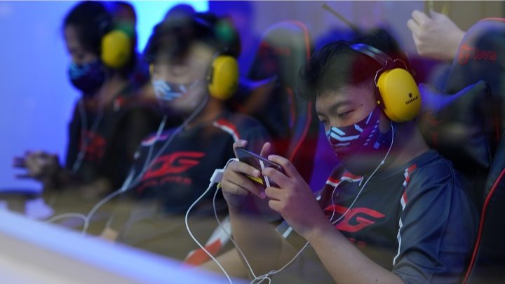 Perkuat Pengembangan Ekosistem eSports, Dunia Games melalui DG Esports