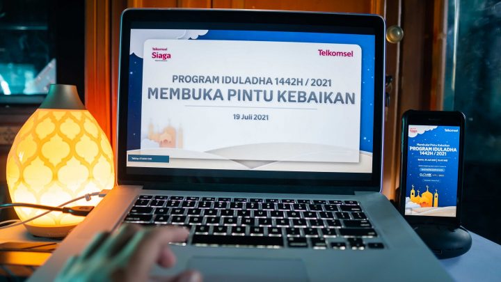 Telkomsel Salurkan Hewan Kurban Hingga ke Pelosok Negeri, Maluku Kebagian 22 Ekor