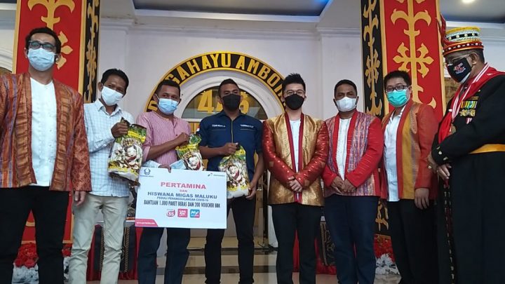 Pertamina Salurkan Bantuan 1.000 Paket Beras dan 200 Voucher BBK Bagi Sopir Angkot