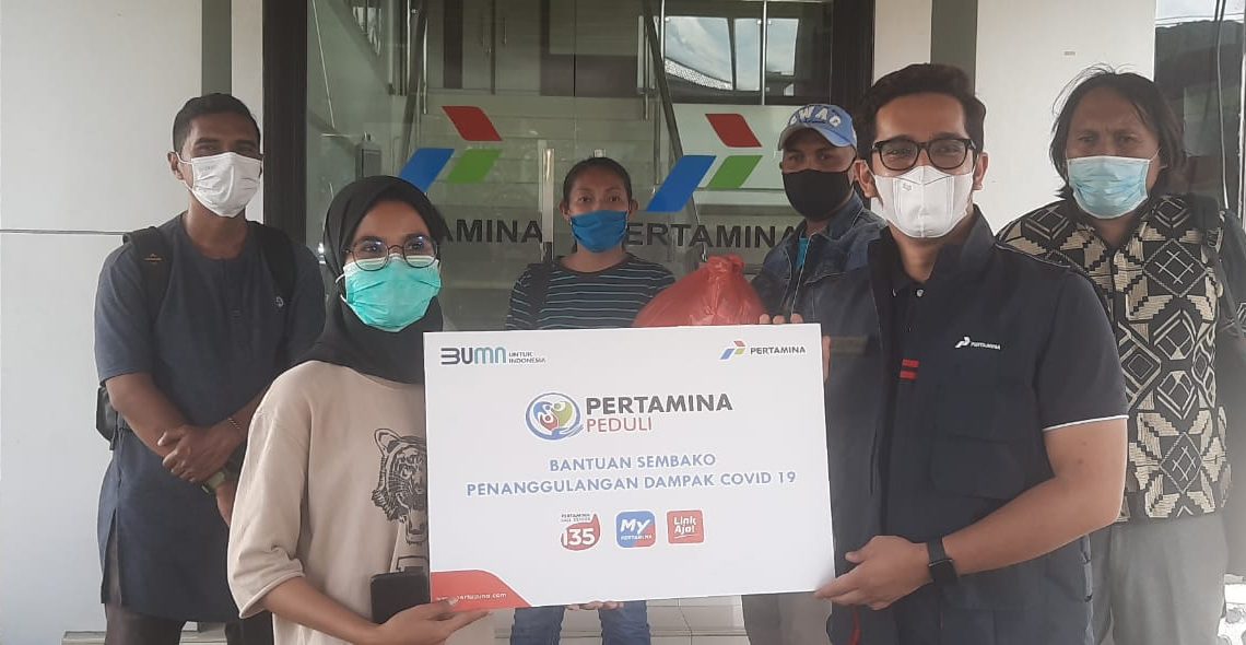 Puluhan Paket Sembako Pertamina bagi Wartawan di Maluku