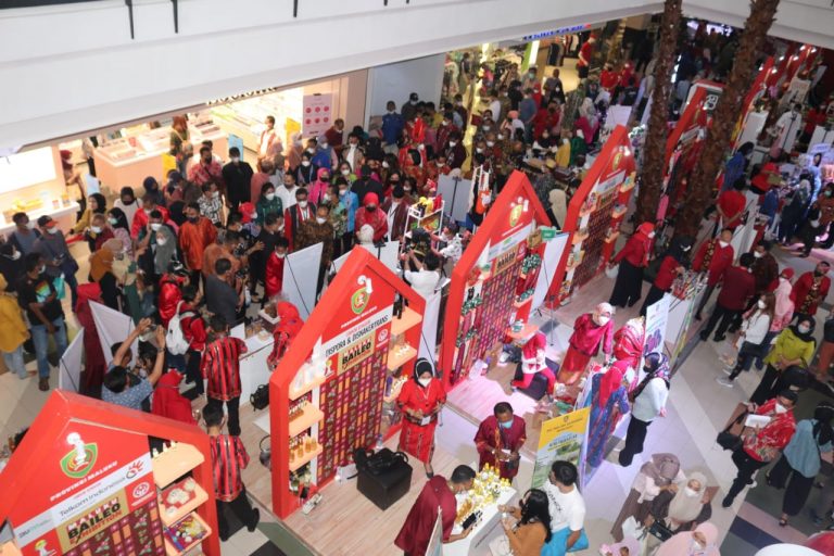 Produk UMKM Maluku Laris Manis di Perhelatan Maluku Exhibition