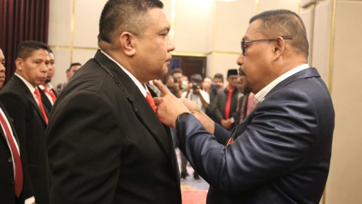 Murad Ismail Lantik Agus Ririmase Jadi Ketua KONI Kota Ambon