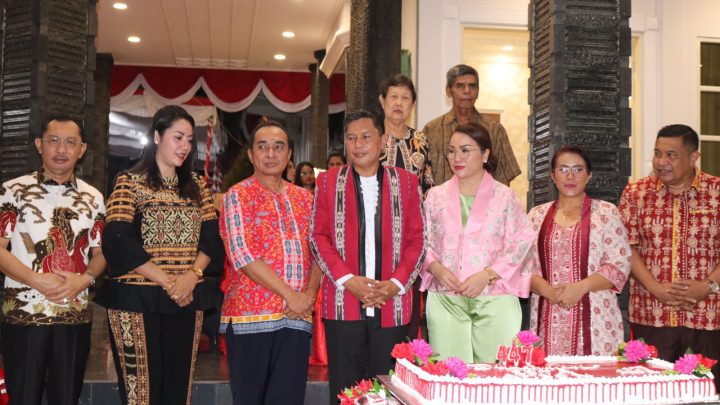 Wagub dan Isteri Hadiri Syukuran HUT ke-447 Pemkot Ambon