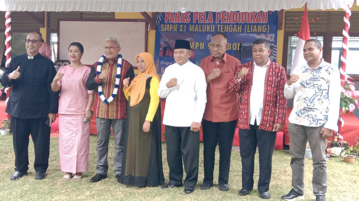 Panas Pela Pendidikan SMPN 9 Ambon dan SMPN 21 liang Berlangsung Meriah