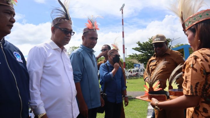 Ikut Forum OPD di Kepulauan Aru, Rombongan Kadis Kominfo Maluku Disambut Baik
