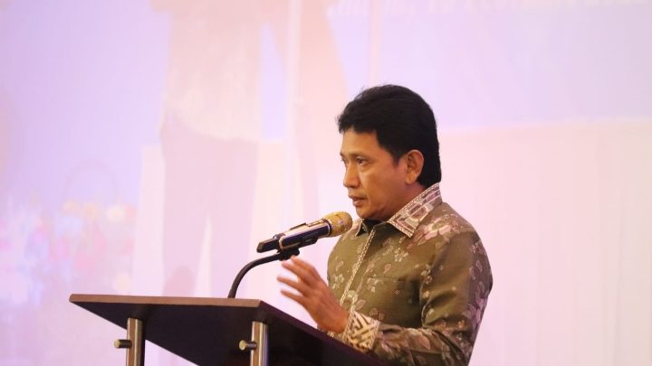 Sekda Maluku Lepas Peserta Jalan Sehat Kerukunan Umat Beragama