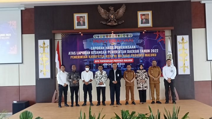 BPK RI Perwakilan Maluku Serahkan LKPD 3 Kabupaten