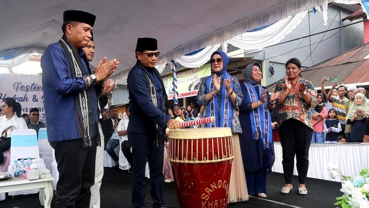 Sekda Maluku Buka Karnaval Budaya Negeri Batu Merah