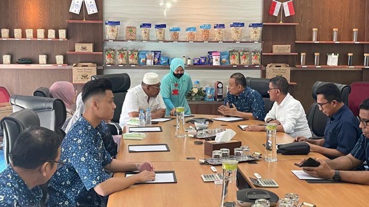 Gubernur MI Lakukan Kunjungan di PT.Comextra Majora