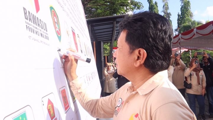 Sekda Maluku Tandatangani Deklarasi Kampanye Damai Pemilu