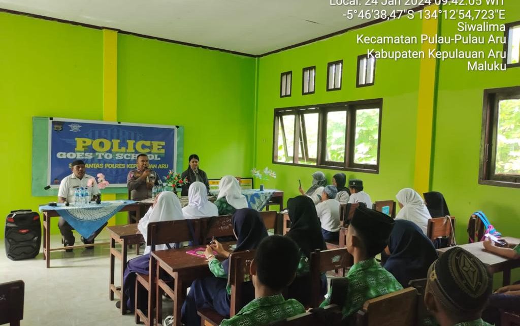 Jasa Raharja Maluku-Satlantas Polres Gelar Police Goes to School dan PPKL