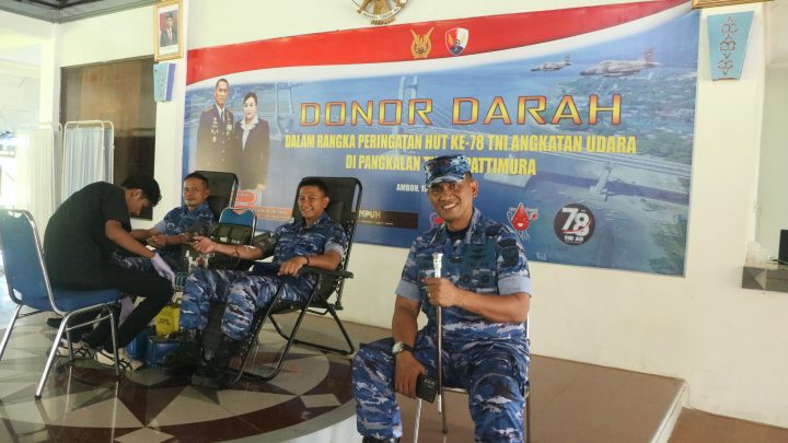 Baksos Donor Darah Dalam Rangka HUT ke-78 TNI Angkatan Udara di Lanud Pattimura Ambon