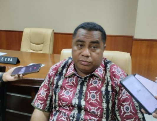 Watubun : Pansus DPRD Maluku Masih Bahas Ranperda RTRW