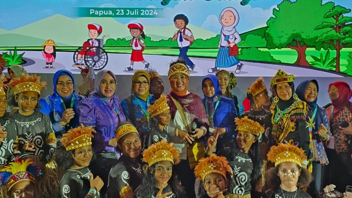 Pj. KetuaTP PKK Maluku Hadiri Puncak Hari Anak Nasional KE -40 di Papua