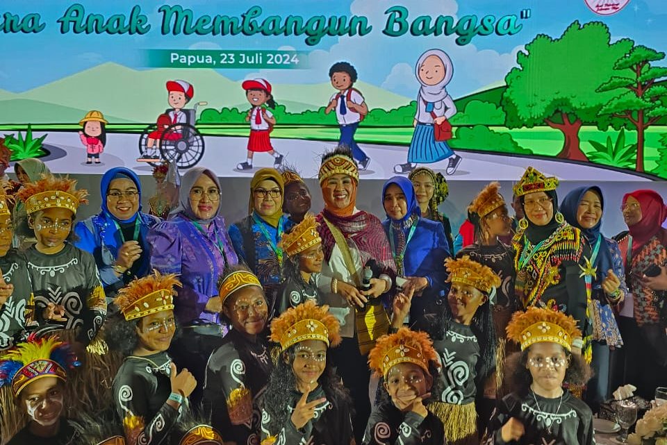 Pj. KetuaTP PKK Maluku Hadiri Puncak Hari Anak Nasional KE -40 di Papua