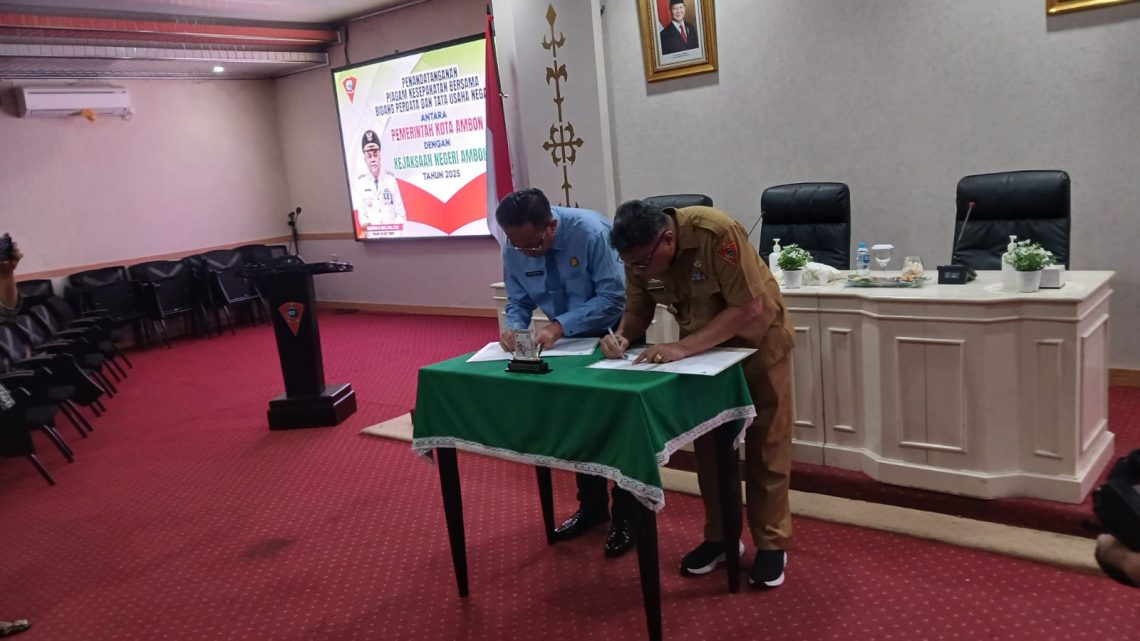 Pemkot-Kejari Ambon Teken Kerjasama Lanjutan Bidang Perdata dan TUN