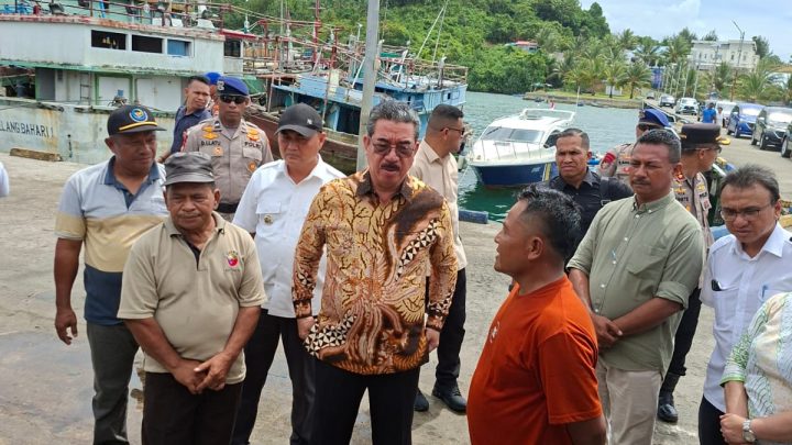 Dialog di Aru, Lewerissa Tegaskan: Maluku Bangkit Jika Damai Terjaga